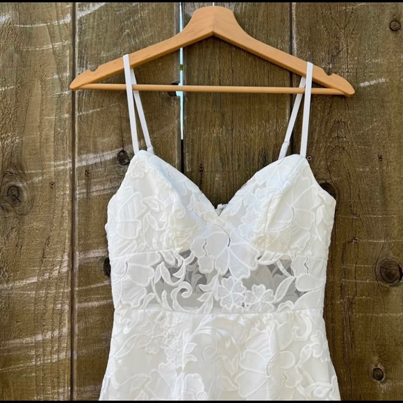 Ivory White Lace Trumpet Organza Midi Dress 🌿 - Picture 9 of 11